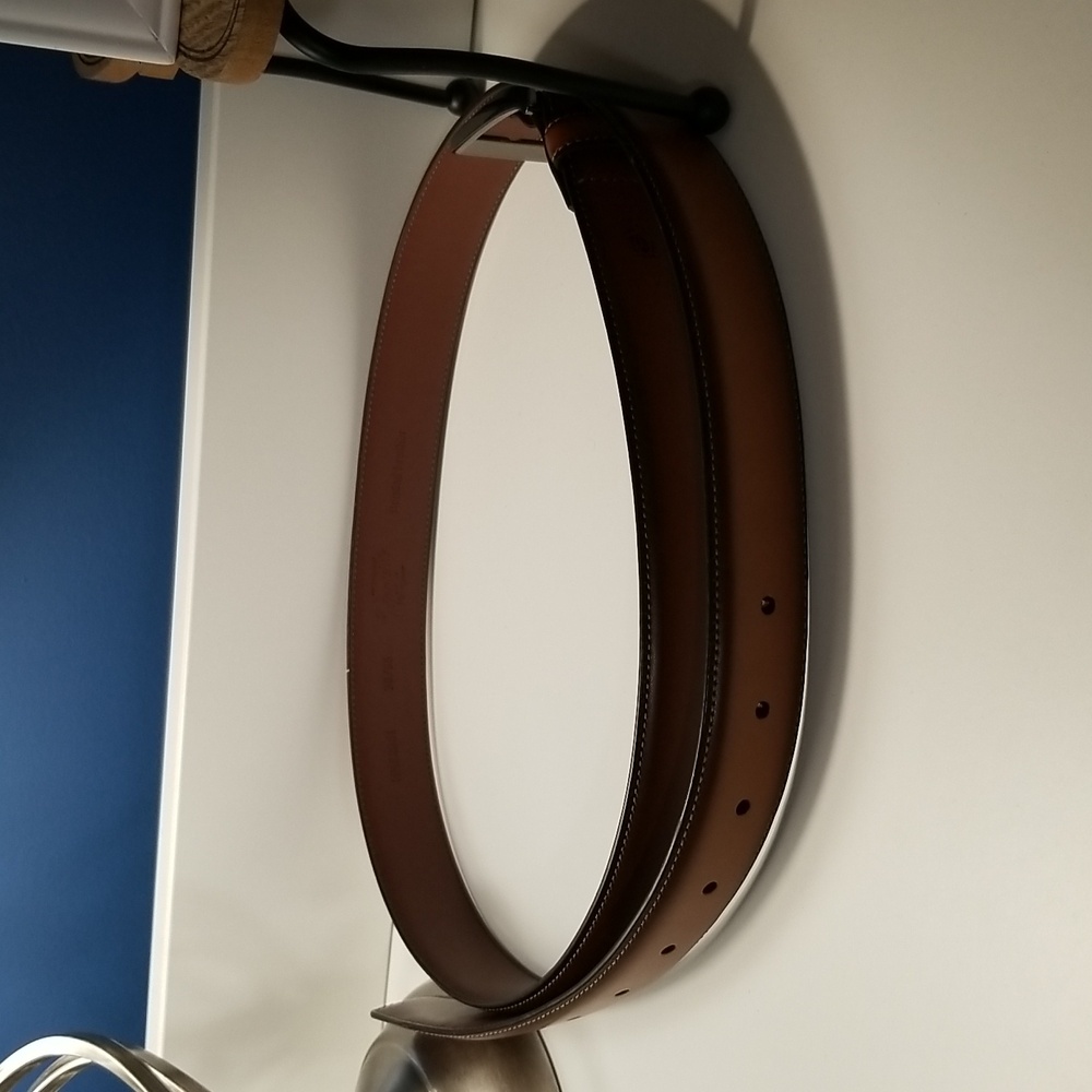 Men's brown leather belt